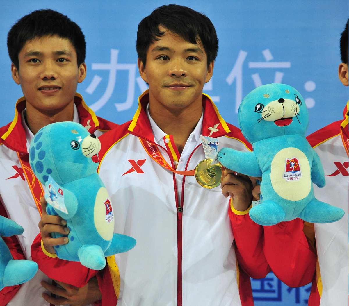 包含中国选手团队协作出色，斩获多金的词条