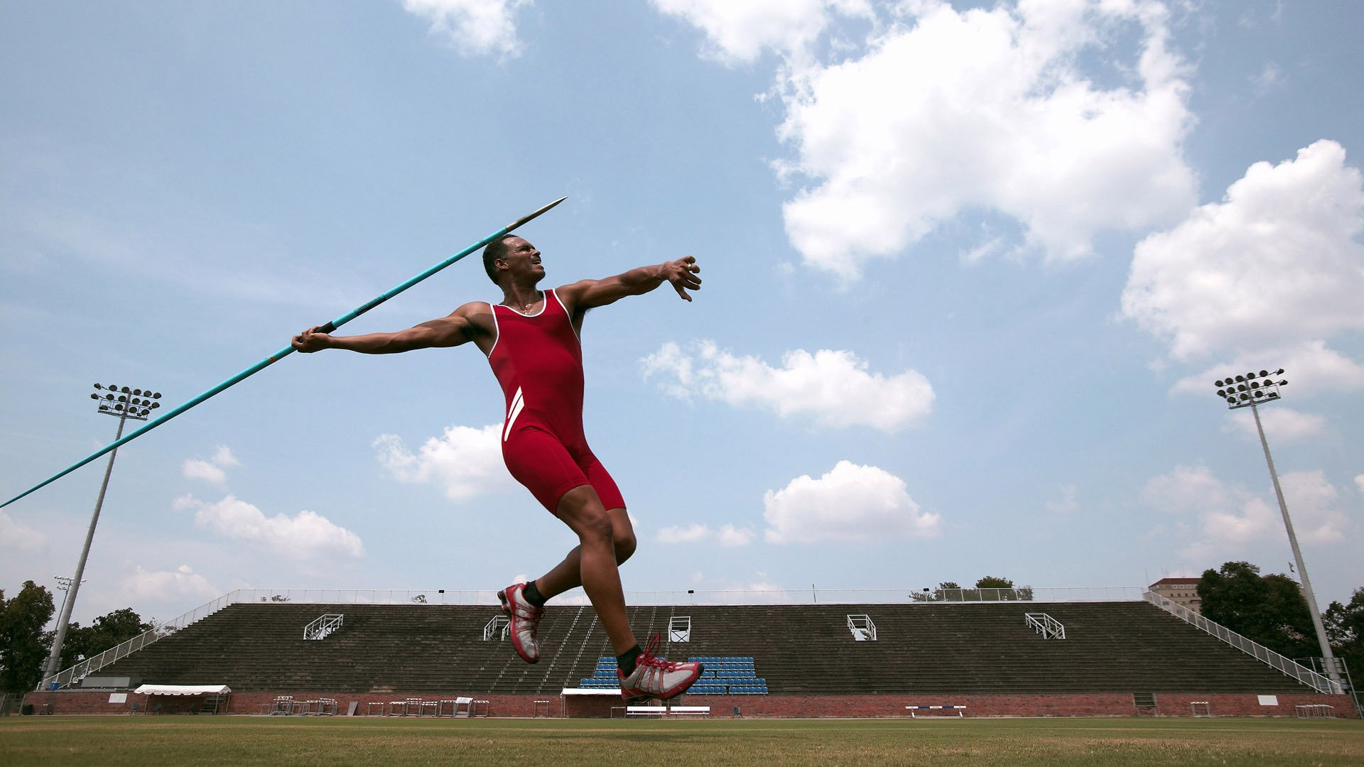 DB电竞解说-约基奇绝境爆发显MVP本色，开拓者铁血终结森林狼连胜神话