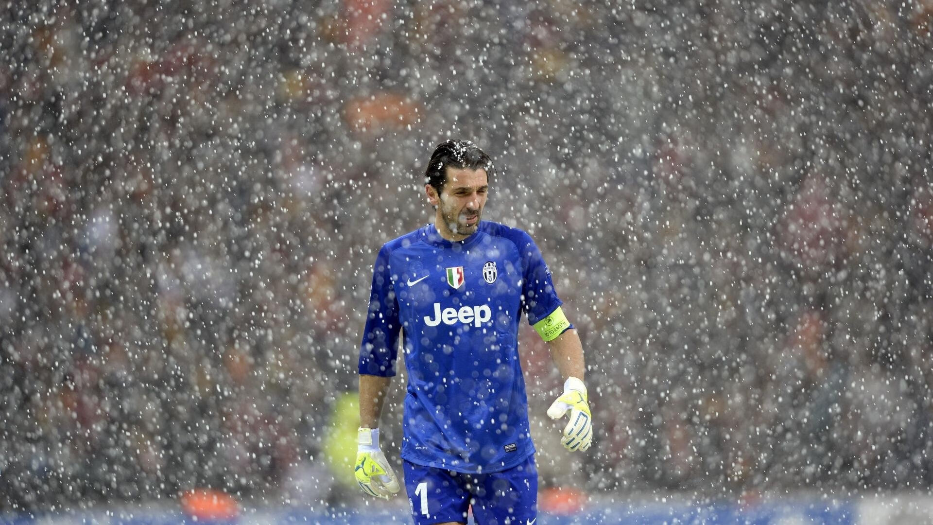 华沙奇迹夜,阿什拉夫一剑封喉,波兰绝境击溃芬兰书写北欧神话终结篇