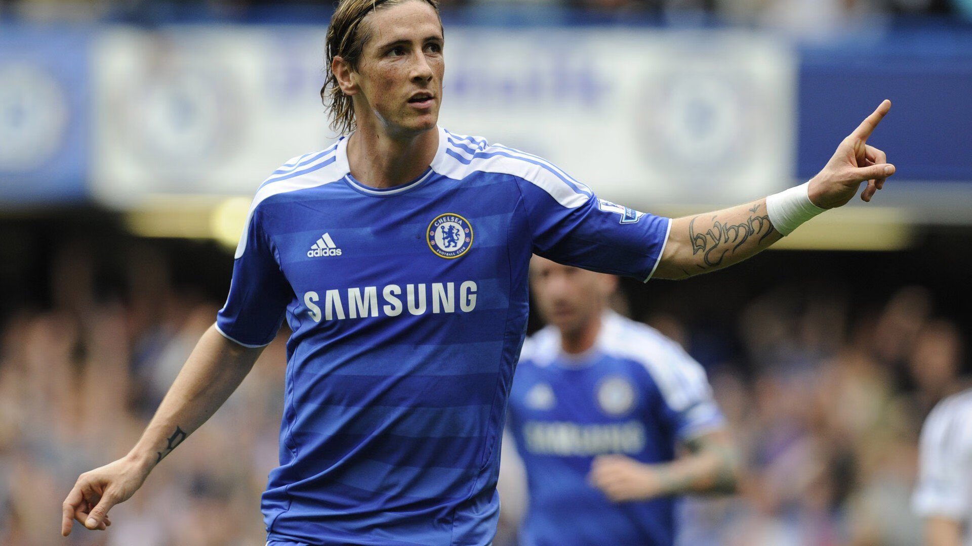 穆勒关键时刻一锤定音，里昂稳健发挥助球队力克南非劲旅