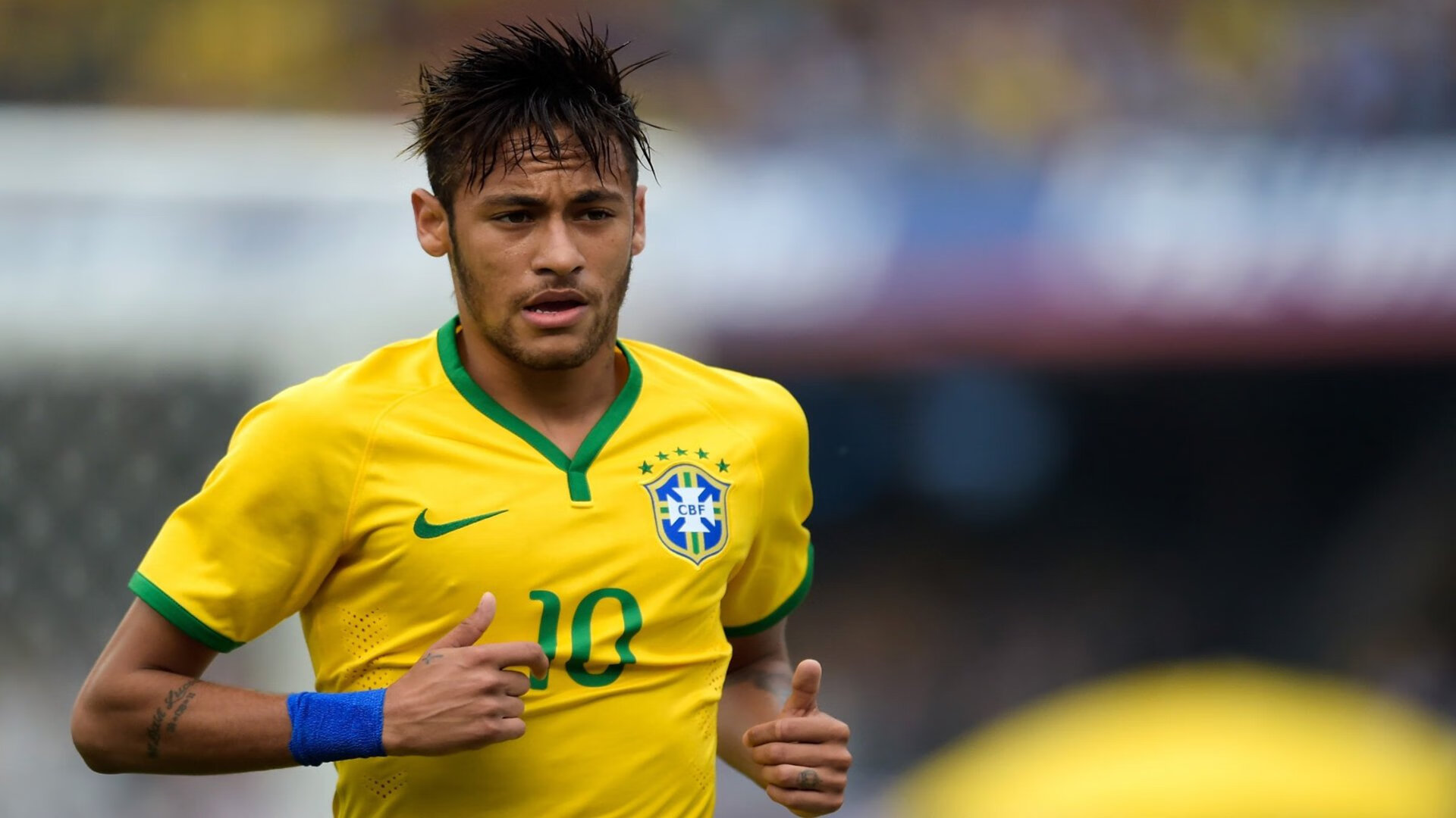 橙色风暴席卷围场，哈斯完胜索伯，拉塞尔火热状态背后的F1格局暗流