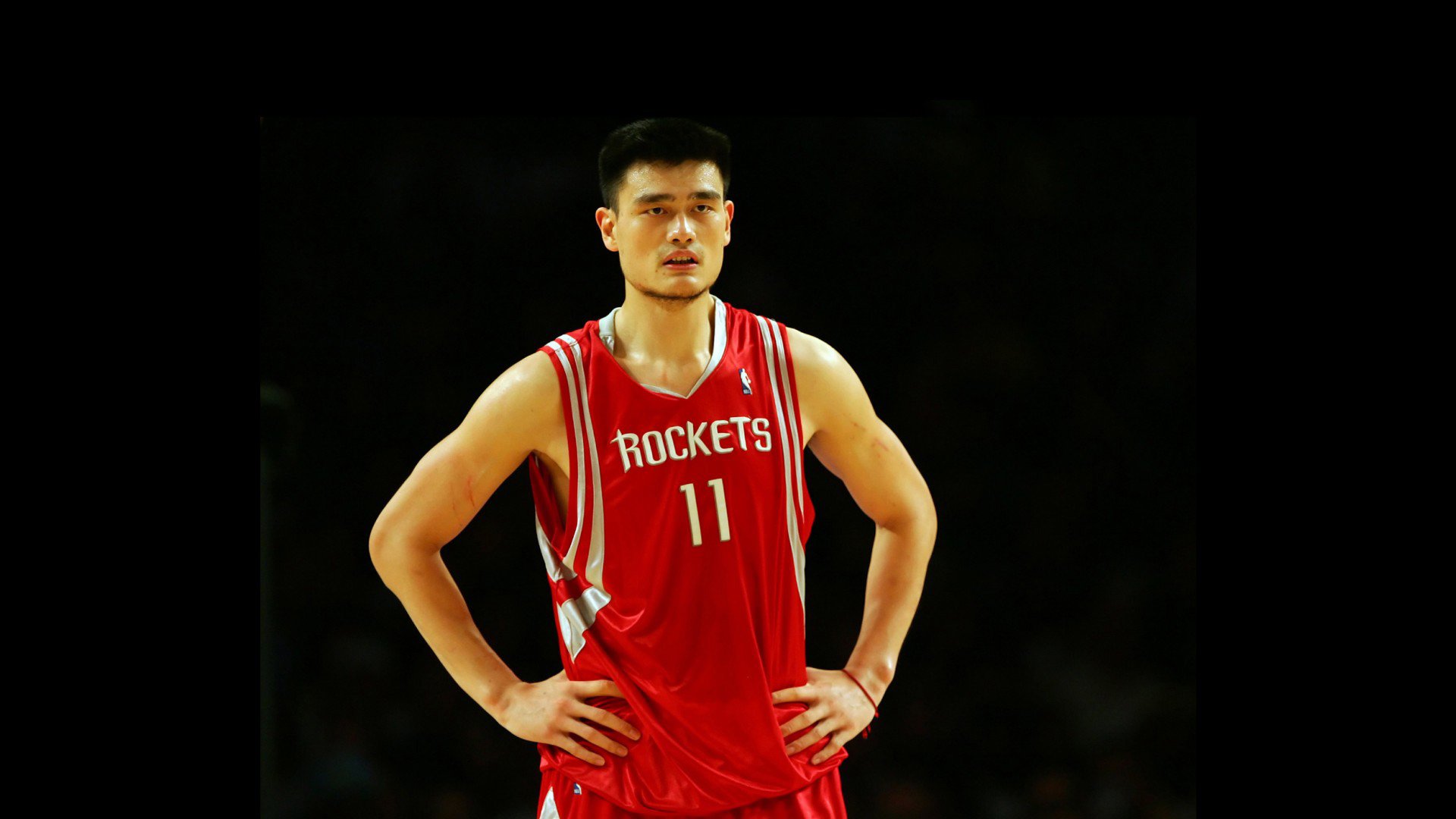 DB电竞平台登录-沙漠之鹰的觉醒，2026世界杯E组首战，阿联酋以4-1撕裂北欧防线，C罗用一记上帝之发重新定义永恒